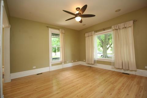333 Wilcox Ave, Elgin, IL 60123 photo 11