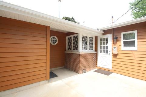 719 Ford Ave, Elgin, IL 60120 photo 17
