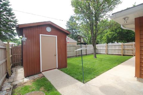 719 Ford Ave, Elgin, IL 60120 photo 14