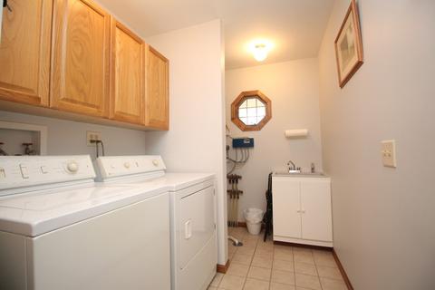 719 Ford Ave, Elgin, IL 60120 photo 11