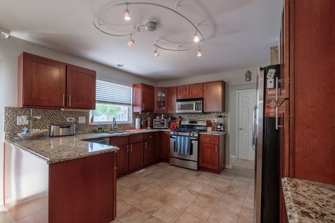 1091 Compass, Elgin, IL 60123 photo 9