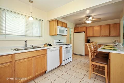 1720 Kent Rd, Hoffman Estates, IL 60169 photo 7