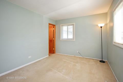 1720 Kent Rd, Hoffman Estates, IL 60169 photo 14