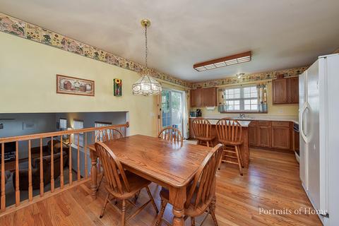 7208 Faxton Ln, Plainfield, IL 60586 photo 4