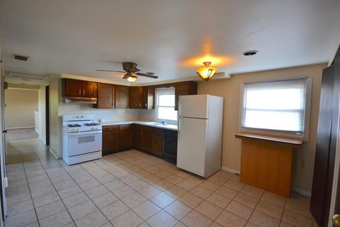 4547 S Pulaski Ave, Lyons, IL 60534 photo 6