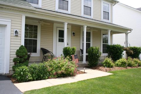 7303 Atkinson Cir, Plainfield, IL 60586 photo 2