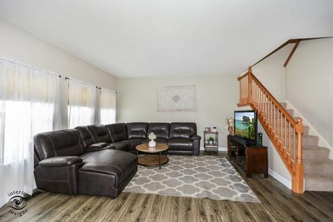 7006 Creekside Dr #94, Plainfield, IL 60586 photo 5