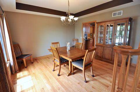 633 Sandberg Dr, Sycamore, IL 60178 photo 20