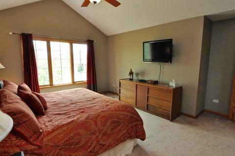 633 Sandberg Dr, Sycamore, IL 60178 photo 33