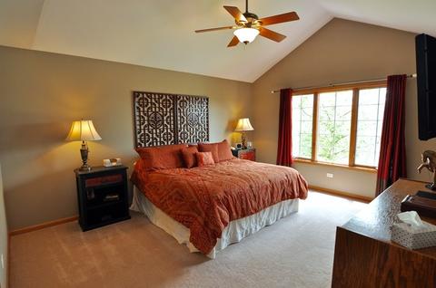 633 Sandberg Dr, Sycamore, IL 60178 photo 32