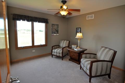 633 Sandberg Dr, Sycamore, IL 60178 photo 46