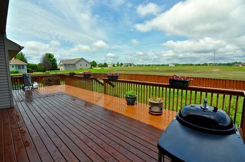 633 Sandberg Dr, Sycamore, IL 60178 photo 7