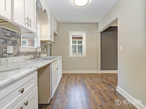 1047 5th St, Aurora, IL 60505 photo 17