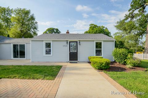 1320 Simms St, Aurora, IL 60505 photo 3