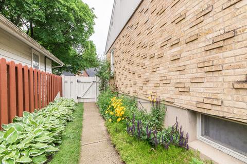 431 Griswold St, Elgin, IL 60123 photo 25