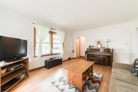 431 Griswold St, Elgin, IL 60123 photo 7