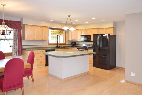 2127 Fairview Ave, Johnsburg, IL 60051 photo 14