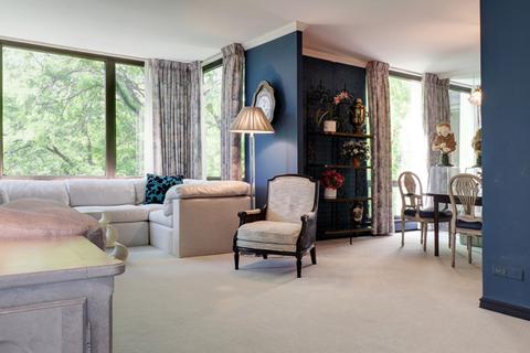 100 E Bellevue Pl #4B, Chicago, IL 60611 photo 3