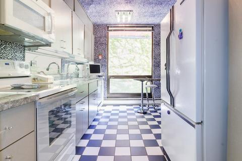100 E Bellevue Pl #4B, Chicago, IL 60611 photo 6