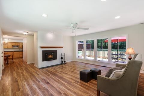 20 Deerpath Rd, Deer Park, IL 60010 photo 2