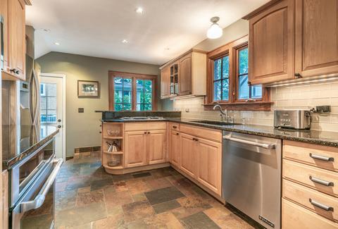 817 Howard St, Wheaton, IL 60187 photo 13