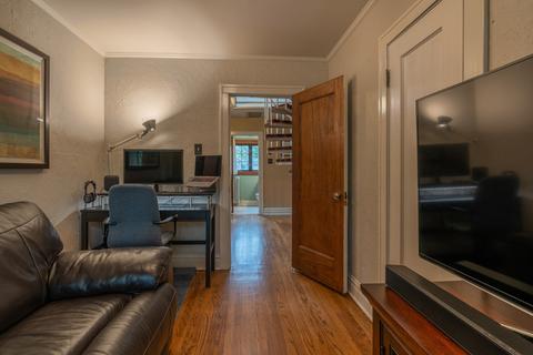 817 Howard St, Wheaton, IL 60187 photo 23