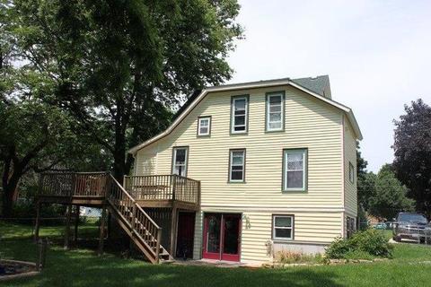 213 E Winfield St, Morrison, IL 61270 photo 4