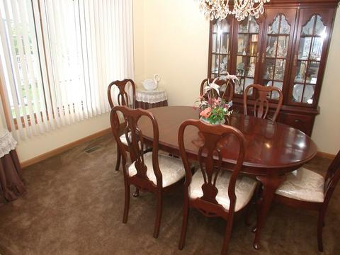 868 Middleton Ln, Bartlett, IL 60103 photo 9