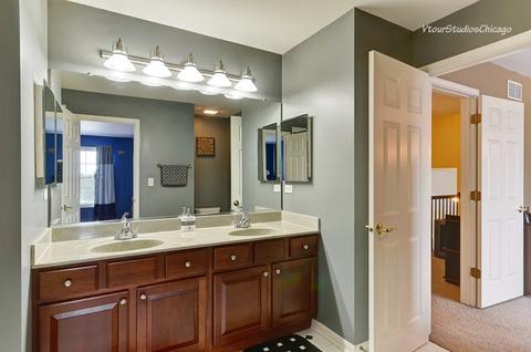 695 Union Ave, Bartlett, IL 60103 photo 35