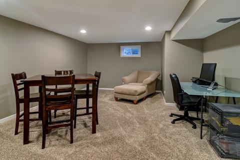 1015 Evergreen St, Wheaton, IL 60187 photo 9