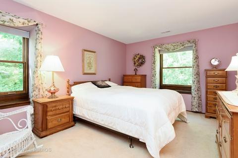 4 Wildwood Rd, Rolling Meadows, IL 60008 photo 14