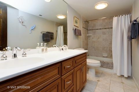 4 Wildwood Rd, Rolling Meadows, IL 60008 photo 18