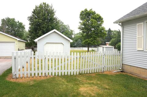 313 E Main St, Peotone, IL 60468 photo 9