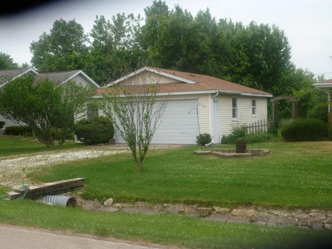 4891 W Doris Dr, Kankakee, IL 60901 photo 2