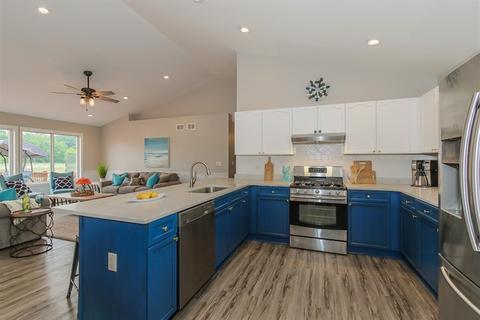 28604 Wagon Trail Rd, Lakemoor, IL 60051 photo 8