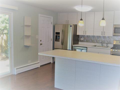 8829 Robin Dr #A, Des Plaines, IL 60016 photo 9