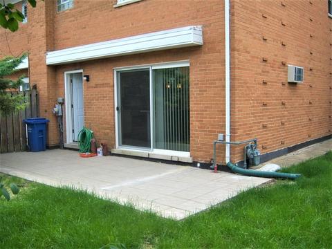 8829 Robin Dr #A, Des Plaines, IL 60016 photo 22