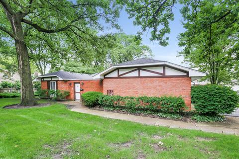 17 Saint George Dr, Rolling Meadows, IL 60008 photo 1