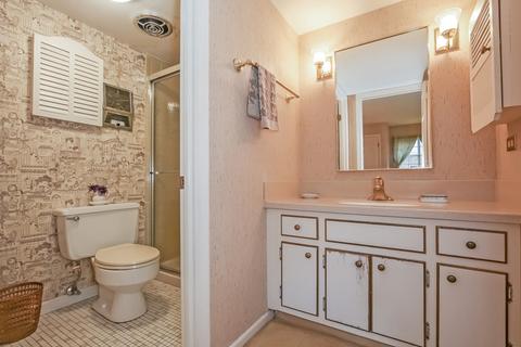 17 Saint George Dr, Rolling Meadows, IL 60008 photo 12