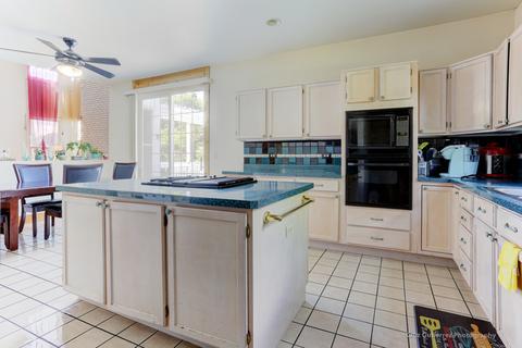 1480 Falcon Ln, Hoffman Estates, IL 60192 photo 8