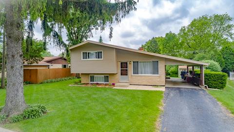 220 Pinecroft Dr, Roselle, IL 60172 photo 2