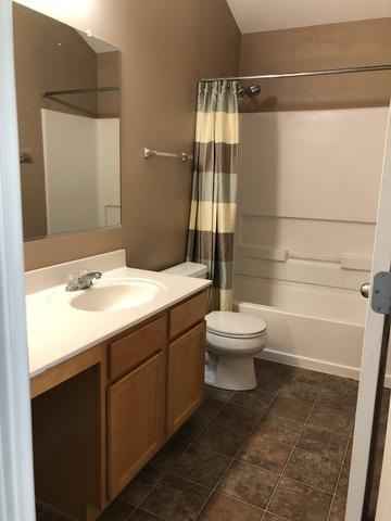 2502 Evergreen Cir, Mchenry, IL 60050 photo 3