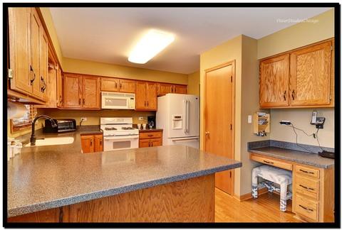 2024 Gleneagle Dr, Plainfield, IL 60586 photo 8
