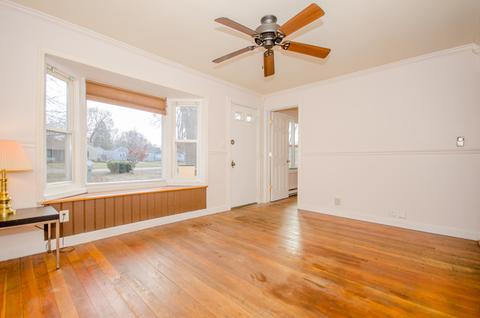 208 2nd St, Elgin, IL 60123 photo 8