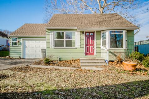 208 2nd St, Elgin, IL 60123 photo 1