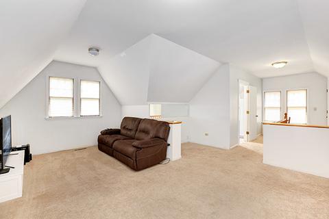 625 Oak St, Elgin, IL 60123 photo 17