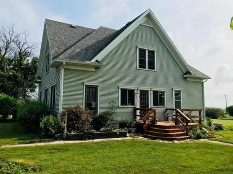16138 E 3000 North Rd, Blackstone, IL 61313 photo 1