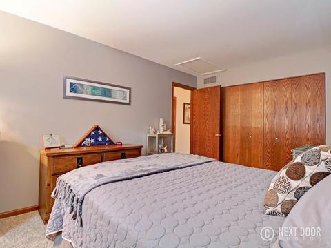 913 Ascot Dr, Elgin, IL 60123 photo 18