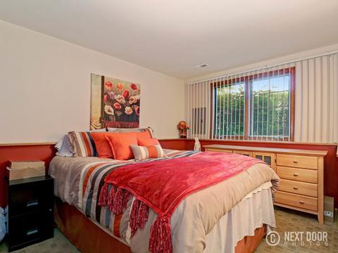 913 Ascot Dr, Elgin, IL 60123 photo 21