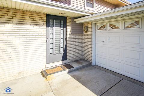 7849 W 79th Pl, Bridgeview, IL 60455 photo 3